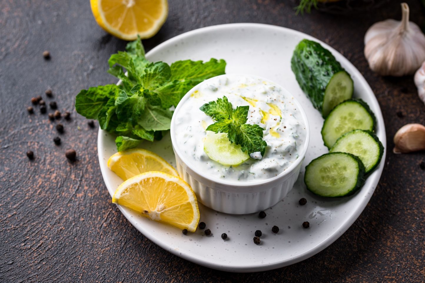 traditional-greek-sauce-or-appetizer-tzatziki-2023-11-27-04-58-11-utc.jpg